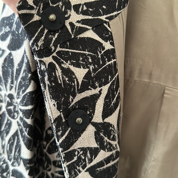 Michael Kors Black Floral Swing Jacket Size 1X - Picture 6 of 11